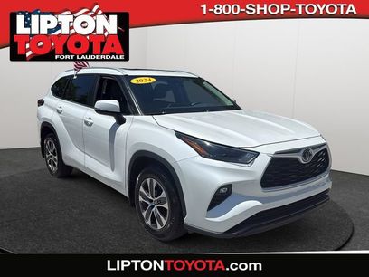 Used 2024 Toyota Highlander XLE