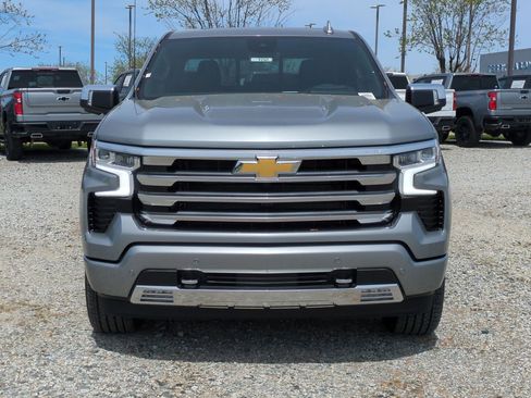 New 2026 Chevrolet Silverado 1500 High Country AWD/4WD image 3
