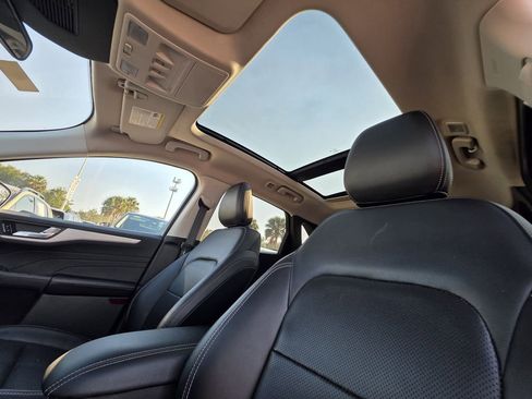 Used 2022 Ford Escape SEL w/ Class II Trailer Tow Package image 21