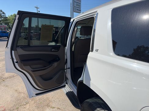 Used 2017 Chevrolet Tahoe LT RWD image 20