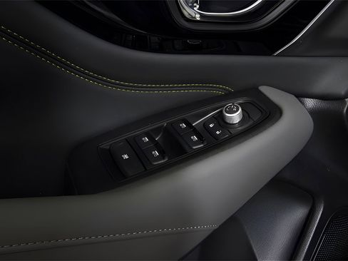 Used 2024 Subaru Outback Onyx Edition image 32