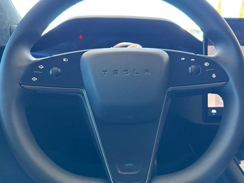 Used 2025 Tesla Model S Plaid AWD/4WD image 21