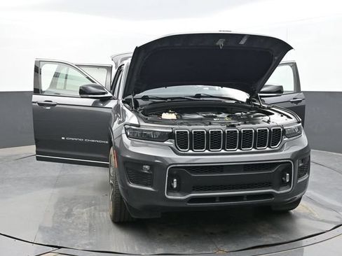 Used 2021 Jeep Grand Cherokee L Overland w/ Luxury Tech Group IV AWD/4WD image 63