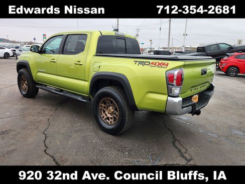 Used 2023 Toyota Tacoma TRD Off-Road image 5