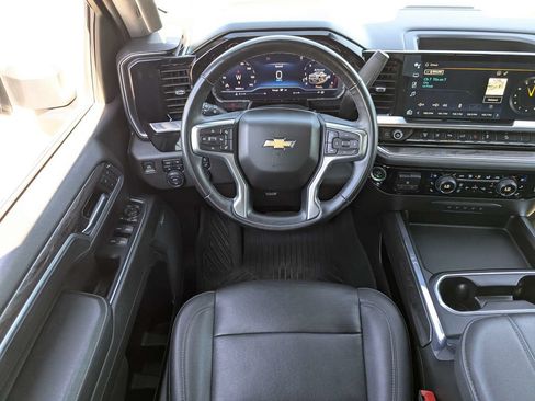 Used 2024 Chevrolet Silverado 2500 LTZ w/ LTZ Plus Package AWD/4WD image 16
