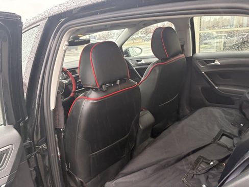 Used 2019 Volkswagen Golf SE w/ Driver Assistance Package image 32