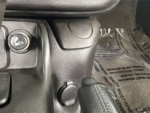 Used 2002 Chevrolet Camaro LT image 25