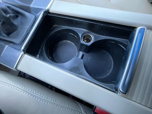 Used 2015 Volvo XC60 T6 Platinum image 42