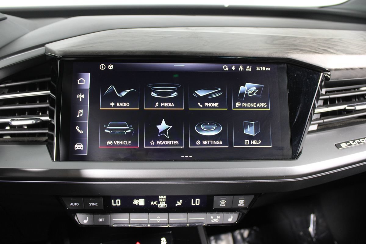 Used 2023 Audi Q4 e-tron Premium w/ Convenience Package RWD image 14