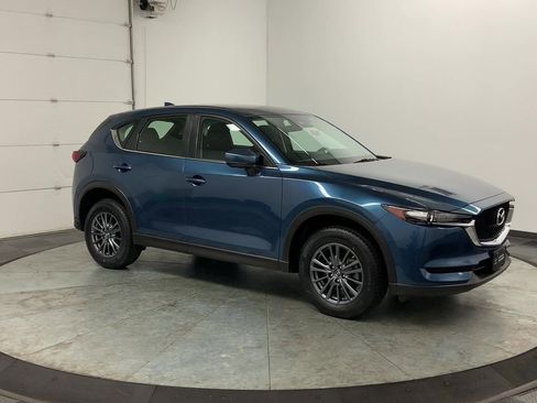 Used 2019 MAZDA CX-5 Sport image 2