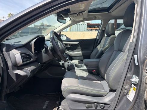 Used 2025 Subaru Outback Onyx Edition AWD/4WD image 13