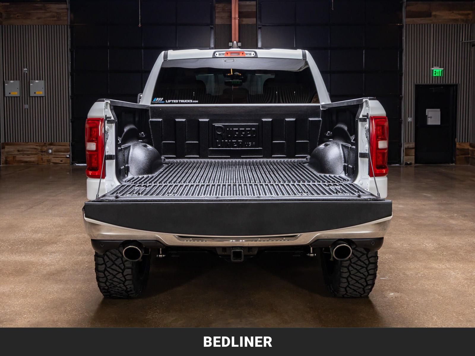 Used 2025 RAM 1500 Big Horn AWD/4WD image 9