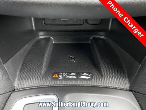 Used 2020 Chevrolet Equinox Premier image 37