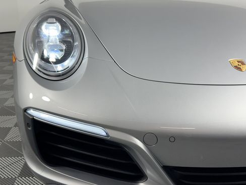 Certified 2018 Porsche 911 Carrera S image 11