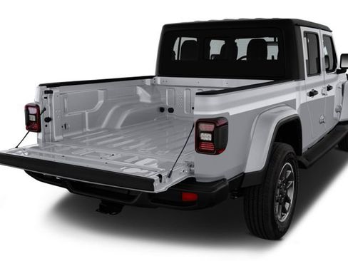 Used 2022 Jeep Gladiator Overland w/ Popular Equipment Package AWD/4WD image 7