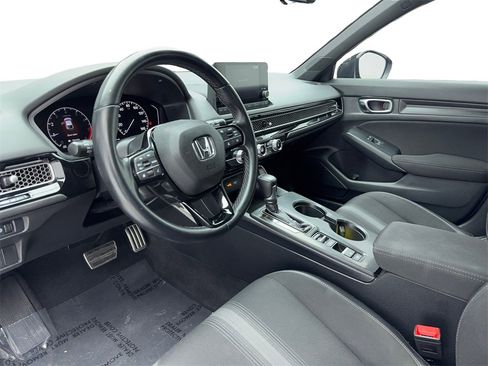 Used 2023 Honda Civic Sport image 16