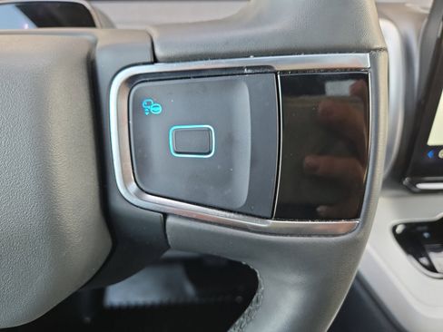 Certified 2025 Ford Expedition Max Active image 15