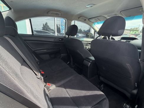 Used 2014 Subaru Impreza 2.0i AWD/4WD image 9