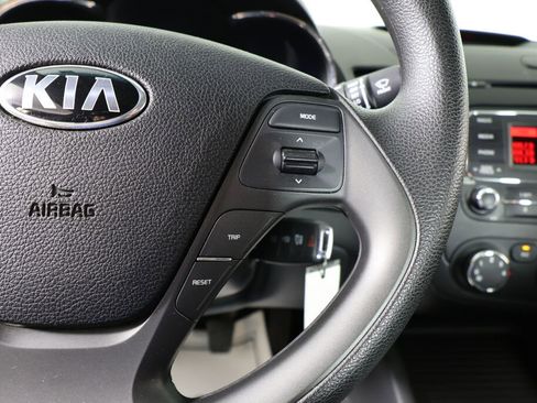 Used 2016 Kia Forte LX image 31