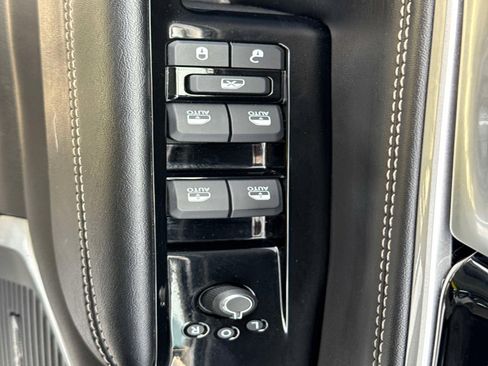 Used 2024 Jeep Wagoneer Series II image 21