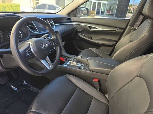 Certified 2024 INFINITI QX50 Luxe w/ Accent Package image 15