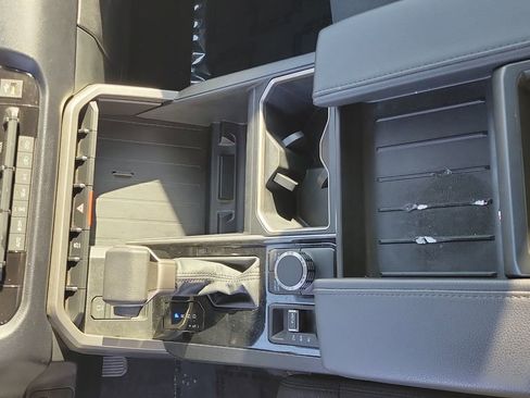 Used 2023 Toyota Tundra SR5 w/ SR5 Convenience Package image 18