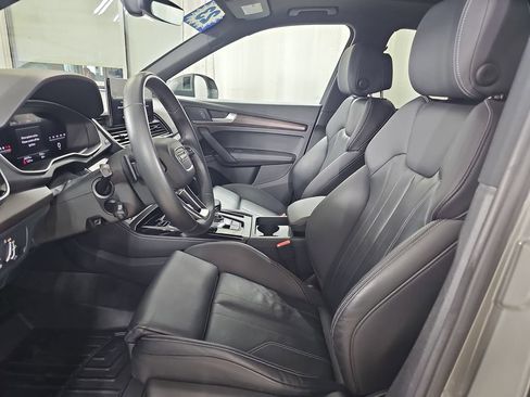 Used 2023 Audi Q5 2.0T Premium Plus w/ Premium Plus Package AWD/4WD image 19