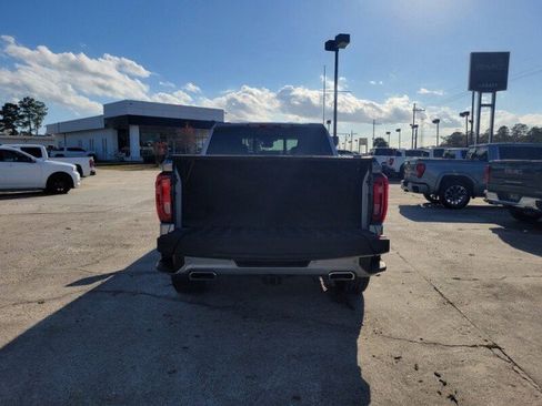 Used 2023 GMC Sierra 1500 Denali w/ Technology Package AWD/4WD image 7