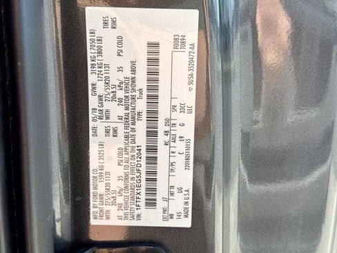 Used 2018 Ford F150 XLT w/ Equipment Group 302A Luxury AWD/4WD image 35
