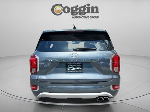 Used 2022 Hyundai Palisade Limited w/ Cargo Package FWD image 4