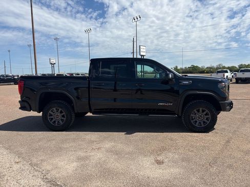 New 2026 GMC Sierra 1500 AT4X AWD/4WD image 7