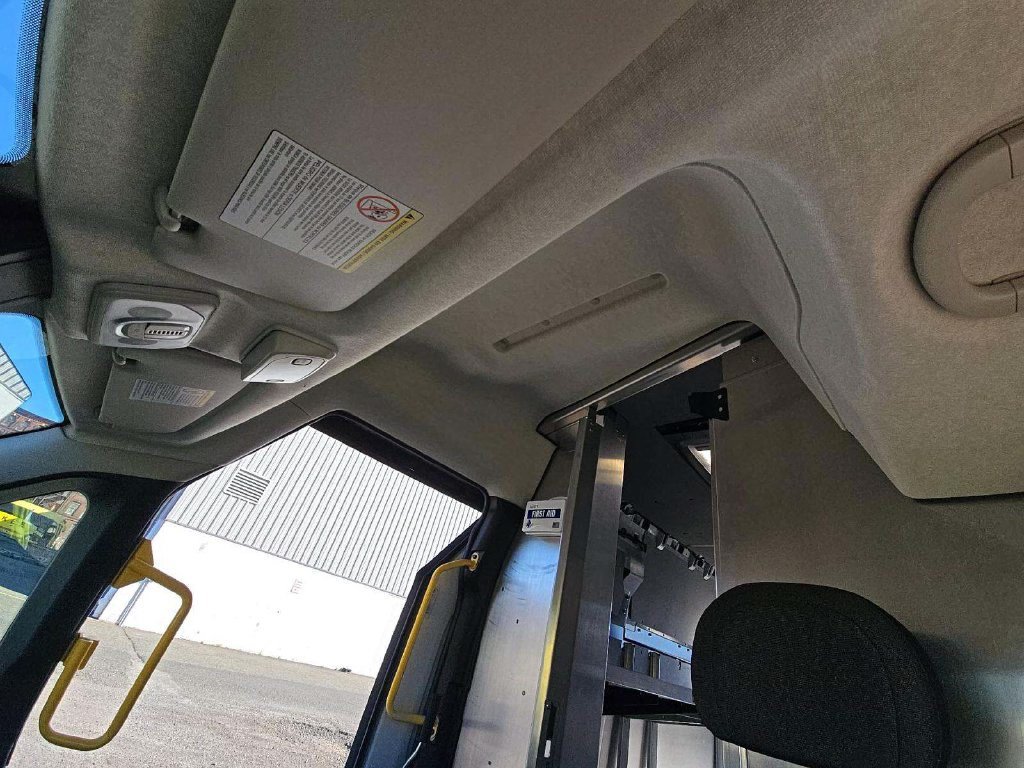 Used 2024 RAM ProMaster 3500 w/ Delivery Van Package FWD image 6