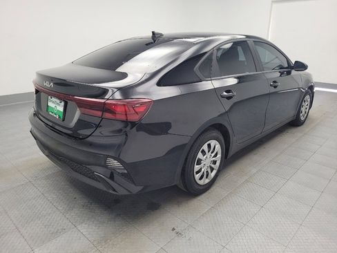 Used 2024 Kia Forte LX image 9