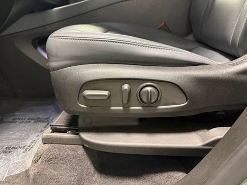Certified 2023 Buick Enclave Essence w/ Experience Buick Package FWD image 14