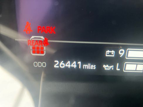 Used 2025 Toyota Sequoia Limited image 18