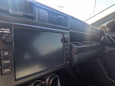 Certified 2023 Toyota GR86 Base image 21