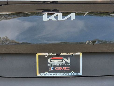 Used 2023 Kia Sportage LX AWD/4WD image 32