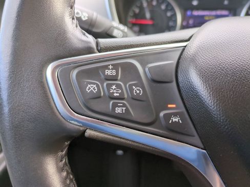 Used 2021 Chevrolet Equinox LT image 21