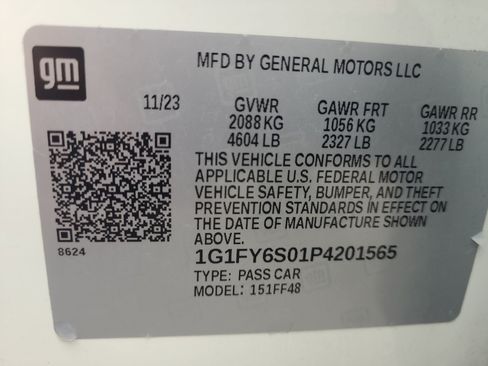 Used 2023 Chevrolet Bolt EUV LT w/ Convenience Package FWD image 34