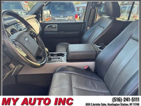 Used 2011 Ford Expedition XLT w/ 203A Rapid Spec Order Code image 23