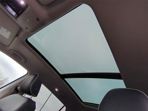 New 2026 Volkswagen Atlas SEL Premium R-Line image 10