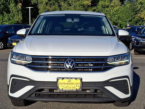 Used 2022 Volkswagen Tiguan S image 2