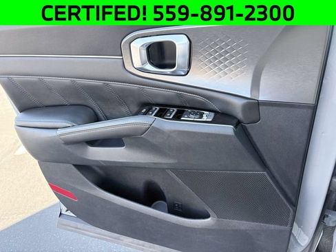 Certified 2023 Kia Sorento SX FWD image 11