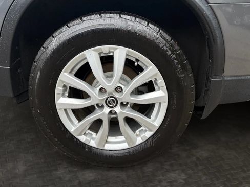 Used 2020 Nissan Rogue SV AWD/4WD image 41