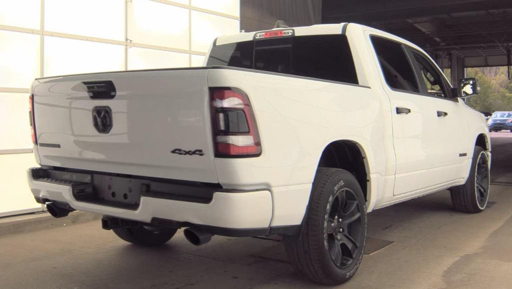 Used 2024 RAM 1500 Big Horn AWD/4WD image 3