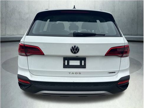 Used 2022 Volkswagen Taos S image 4