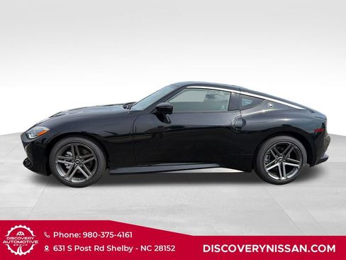 New 2026 Nissan Z Sport w/ Floor Mat Package RWD image 9