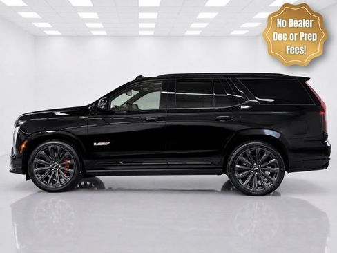 Used 2026 Cadillac Escalade V AWD/4WD image 1