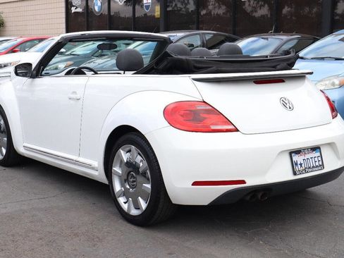 Used 2013 Volkswagen Beetle 2.5 image 24