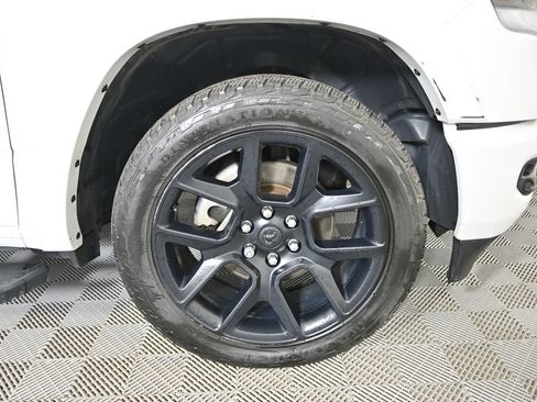 Used 2020 RAM 1500 Laramie AWD/4WD image 12